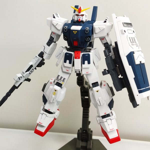 ブルーディスティニー3号機 “EXAM”