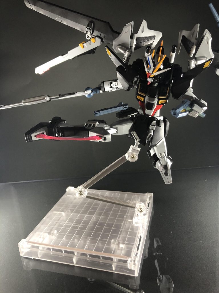 蹴りのポージングもしっかり決まります。
蹴りのポージングはなんか苦手ですね……