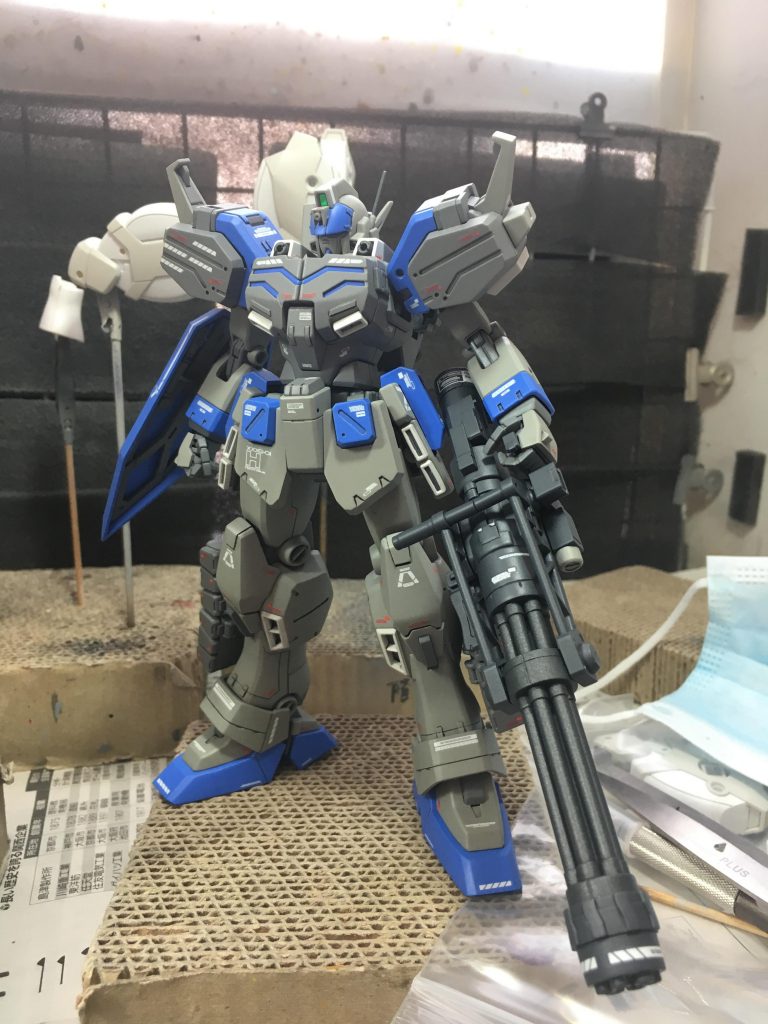 塗装中
何気に雰囲気いいですね