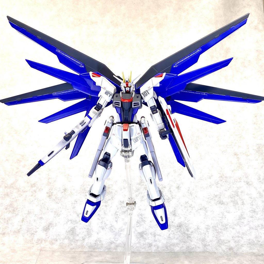 舞い降りる剣–5枚目/制作者：bori