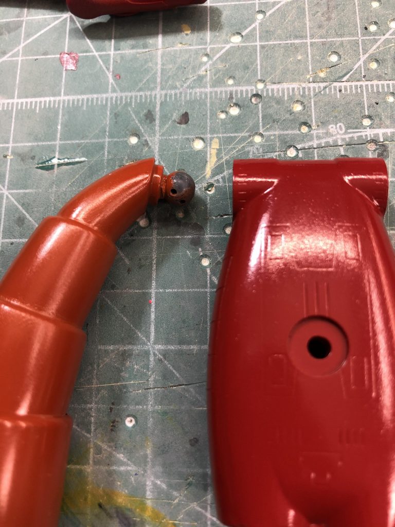 ボールジョイントにしてますが、
意味なかったです(^◇^;)

塗装はしやすかったですね👍