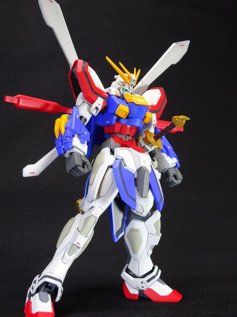 ＜ゴッドガンダム・全景＞
ゴッド・ディナイアル・ビルドバーニングによるミキシング。
刀はビルダーズパーツです。