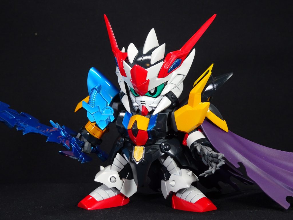 ＜全景＞
キットは色分けも完璧。合わせ目もほぼなし、スタイルも抜群で、本当に素晴らしいキットです。
大人の事情で尖らせることのできない部分を尖らせてあげるだけで、仕上がりが格段に変わります。
左手はＭＳＧのハンドパーツです。