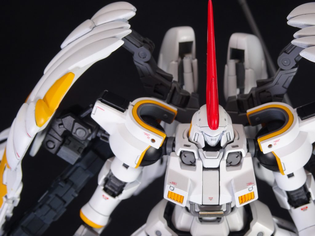 内部フレームやバックパック等のグレー部分は、無塗装・墨入れ・クリアーの簡単フィニッシュです。