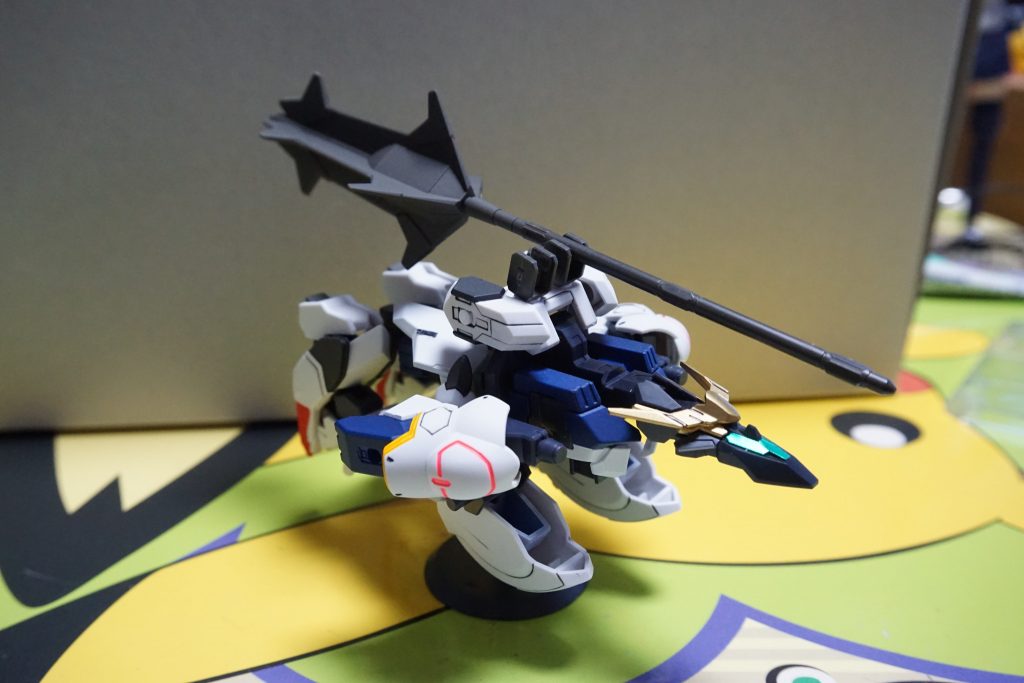 バルバトスユニット状態
無理な改造は殆どしてなく、基本的にアースリィのユニットを流用&改造してるので、ちゃんとユニット状態になります。
前掛けだけ別パーツなのでくっつきませんでした…。