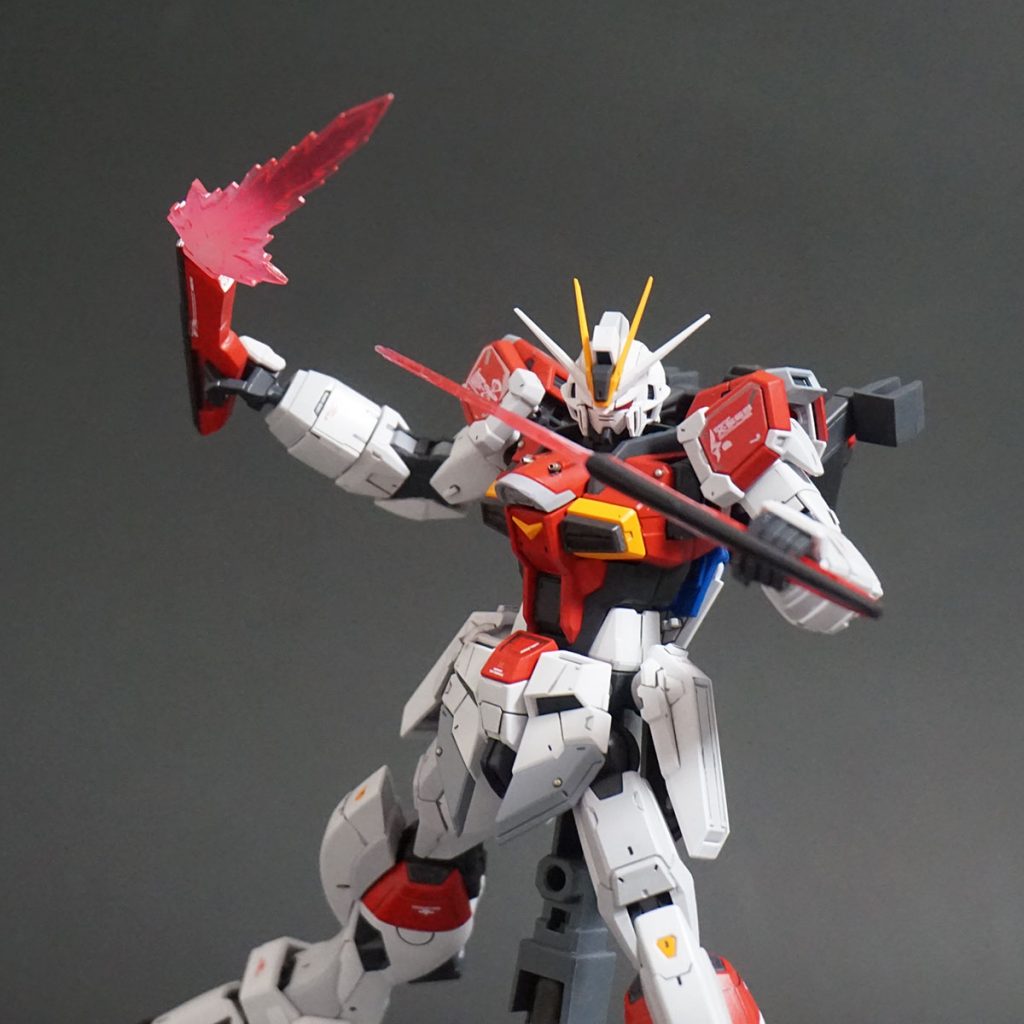 フラッシュエッジビームブーメランを構えて