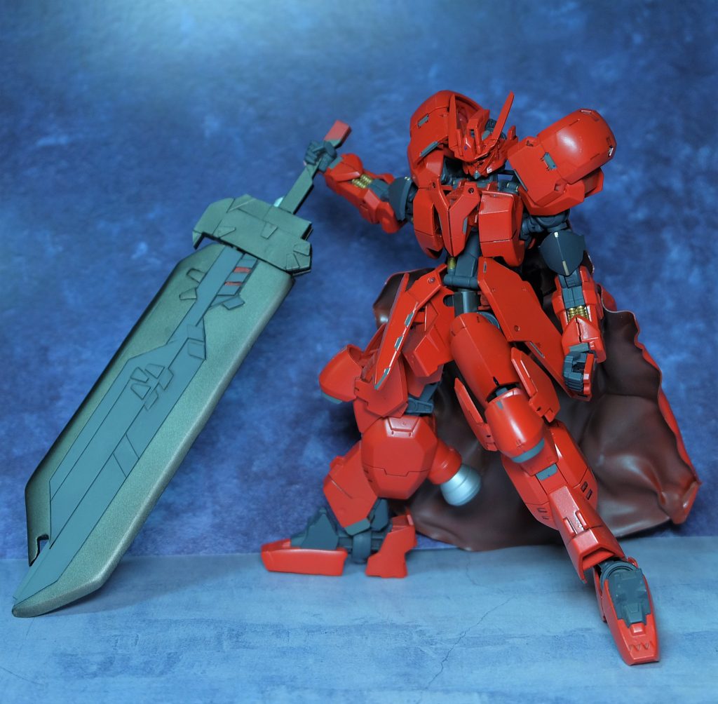 これでフル装備。
ご覧くださりありがとうございます。
以前のGUNSTAさんにも投稿しましたが、今回の再投稿に合わせて、武器の新調と部分塗装を施しver.2.0として作成しました。