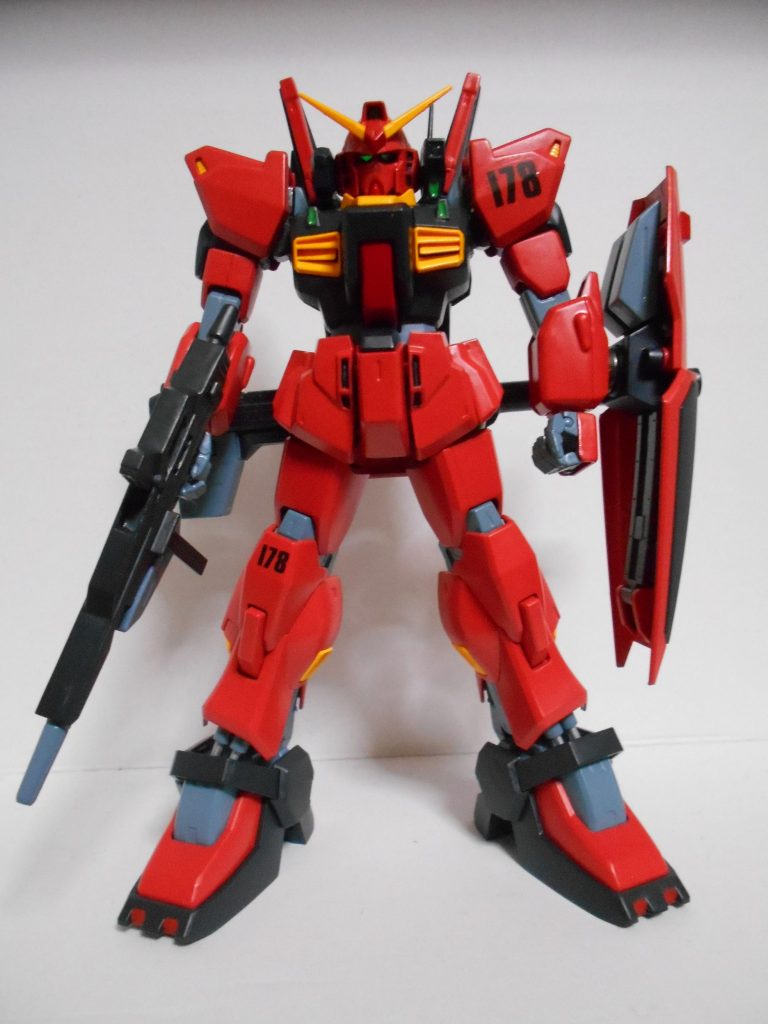 ティターンズカラーから塗り直したばかりなので、ピカピカのイメージです。