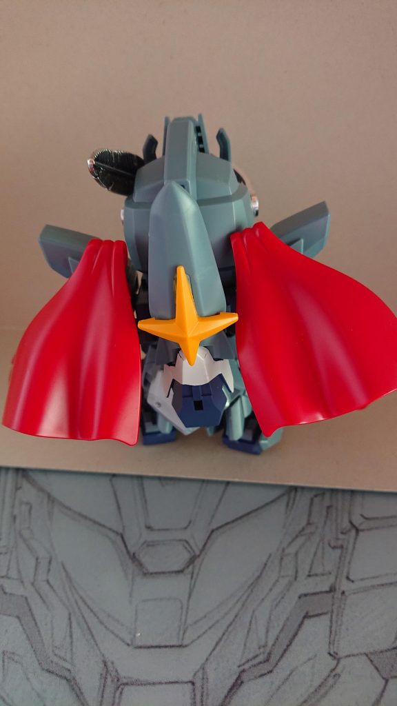 後ろから
マントは無理やり感がありますが見逃して下さい(笑)