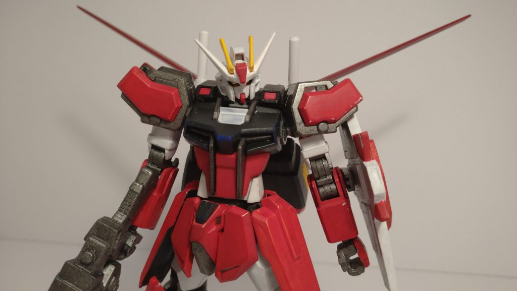 普通にエールストライカーも装備できます。