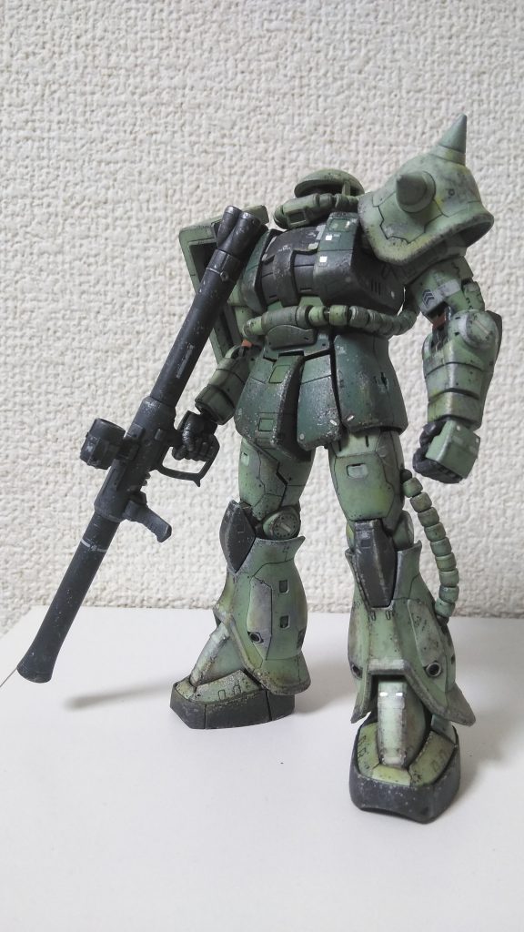 RG ザクⅡ–3枚目/制作者：ネコジン