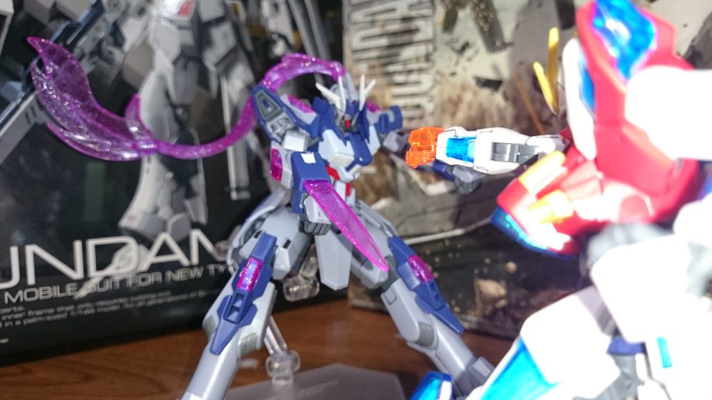 「そんなもの!」
「聖拳!」