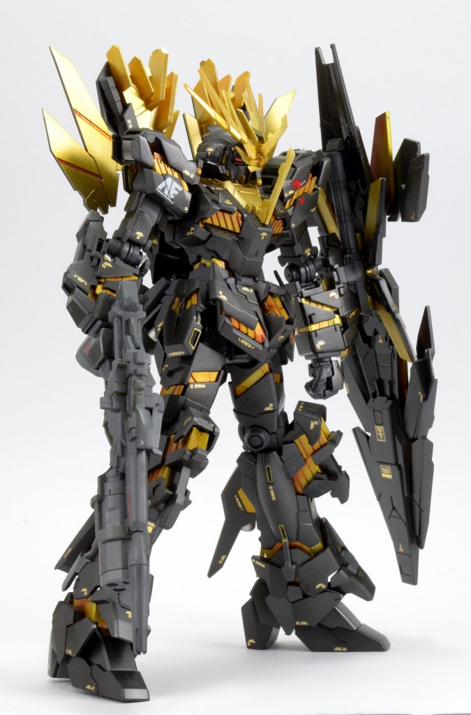 バンシィは緑色より､金色の方がカッコいいよね。