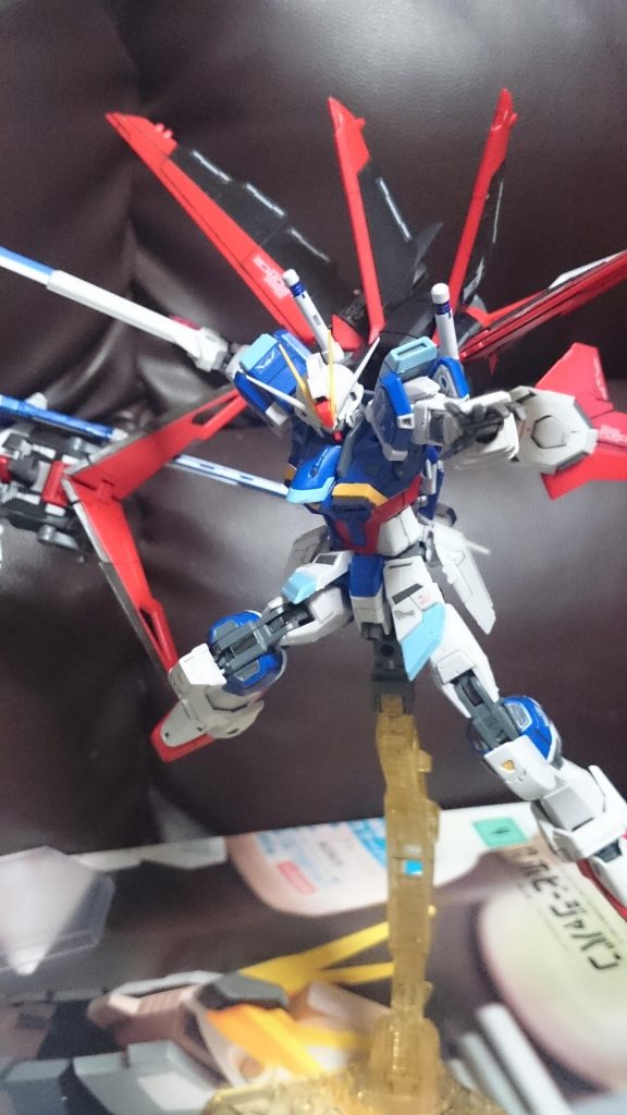 「あんたは俺が討つんだ!今日!ここでぇっ!」
「メイリン!ソードシルエット!」