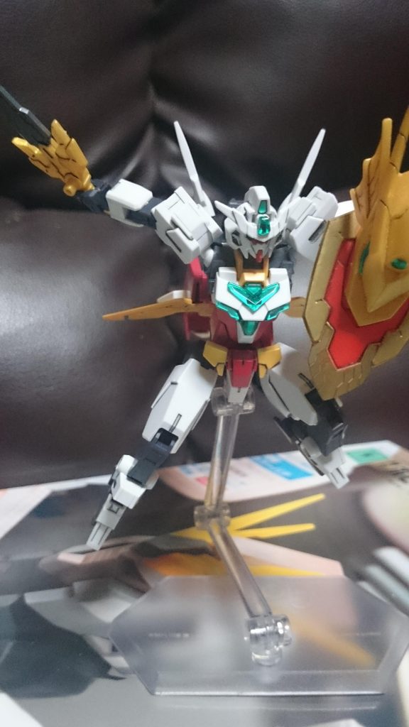 エルドラウィンダム戦
まさか頭部にあんなのが入っていようとは…割れた頭部からは脳髄のようなものとか汁のようなもの漏れてるし…
あの小型ヒトツメは対人用のオートマトンのようなモンなんスかねぇ。