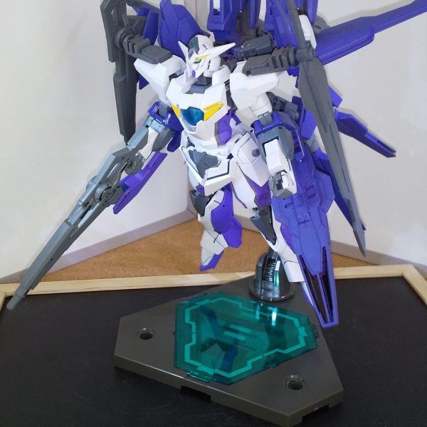 リボーンズガンダム・ヴェフェル 『改修機体』