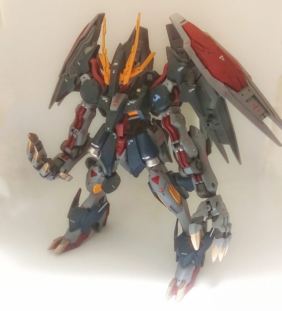 ラスタルが築く、世界のために、敵対する者達を狩る狩人となったバルバトス。
かつての鉄華団や、バルバトスを知る者だけでなく、多くの反政府組織にとって、畏怖の象徴となった。