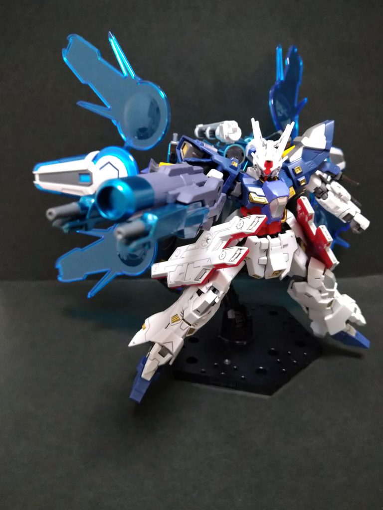 GNビームバズーカにビームランチャーを２門合体させた主兵装