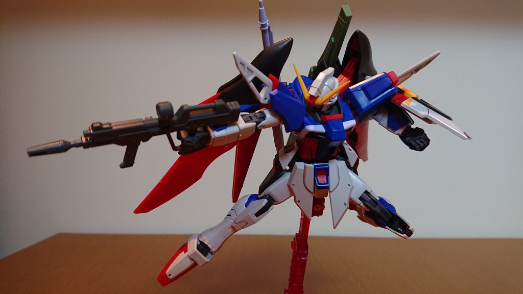 HG デスティニーガンダム–2枚目/制作者：刺身オレンジ