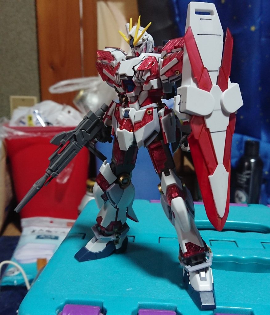 所々を毎度お馴染みガンダムマーカーを使い部分塗装しました、本当にこういう時に重宝するよガンマカ