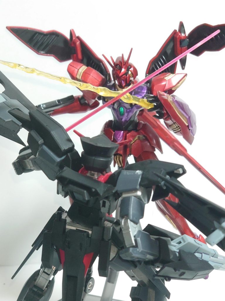 *「人であることを捨ててまでやる大義に何の価値がある！」*


*「貴様に何が分かる！？」*


*「人が人である為のＥＤＥＮじゃなかったのか！」*