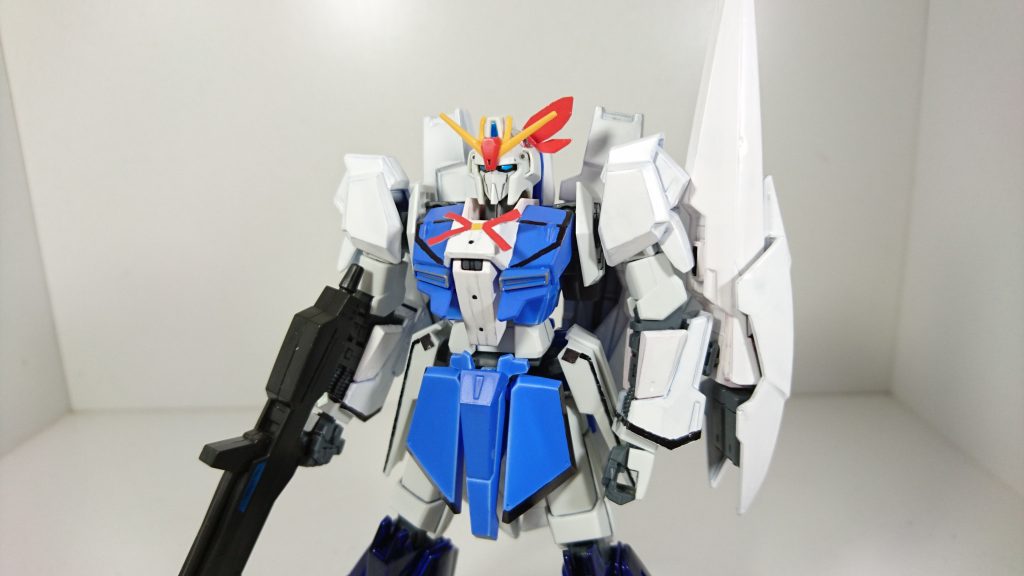 アップで。
ちょっと雑な塗装になったかも。
そこまでガチガチの塗装したわけじゃなく色変わればいいかな程度だったので
(๑╹ᆺ╹)
塗装したので変形できません(そもそもそらちゃん変形しない)
リボンはシール切って貼りました。
似てるかな？