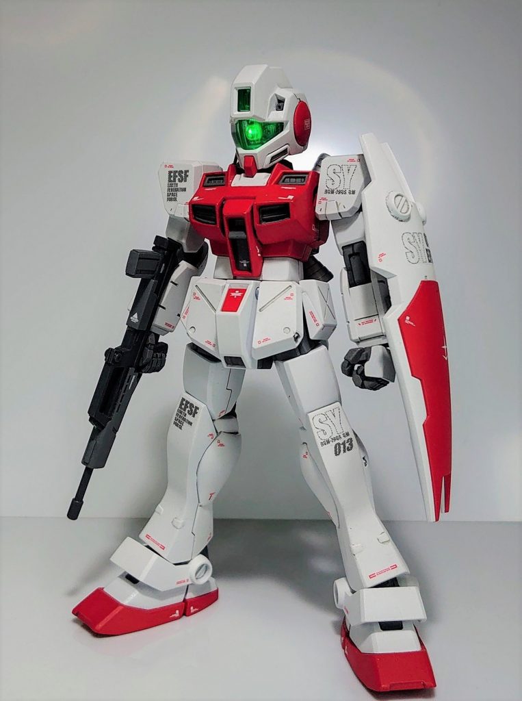 ジム・ライフル装備機。