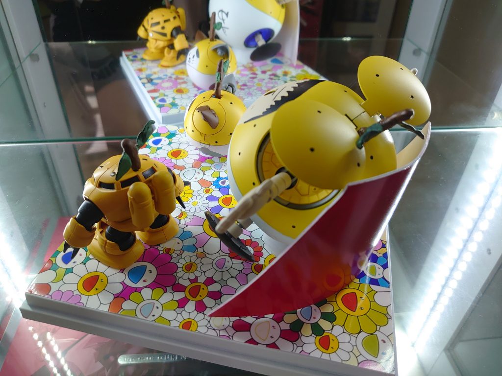 マントはプラバンで作って磁石でくっつけています(^^)