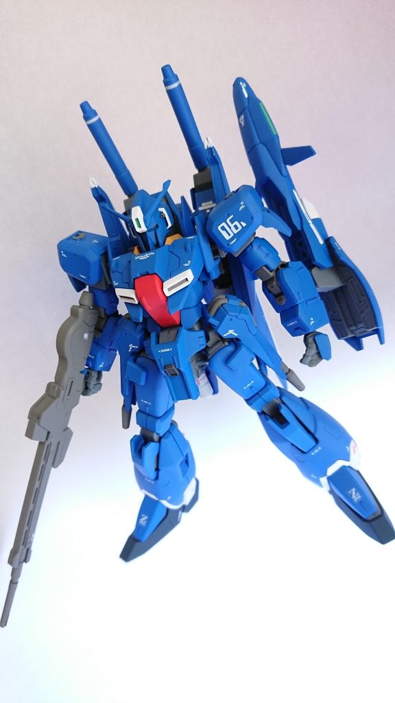 ガンダムマークVのグルーヴを心に宿したZプラス。