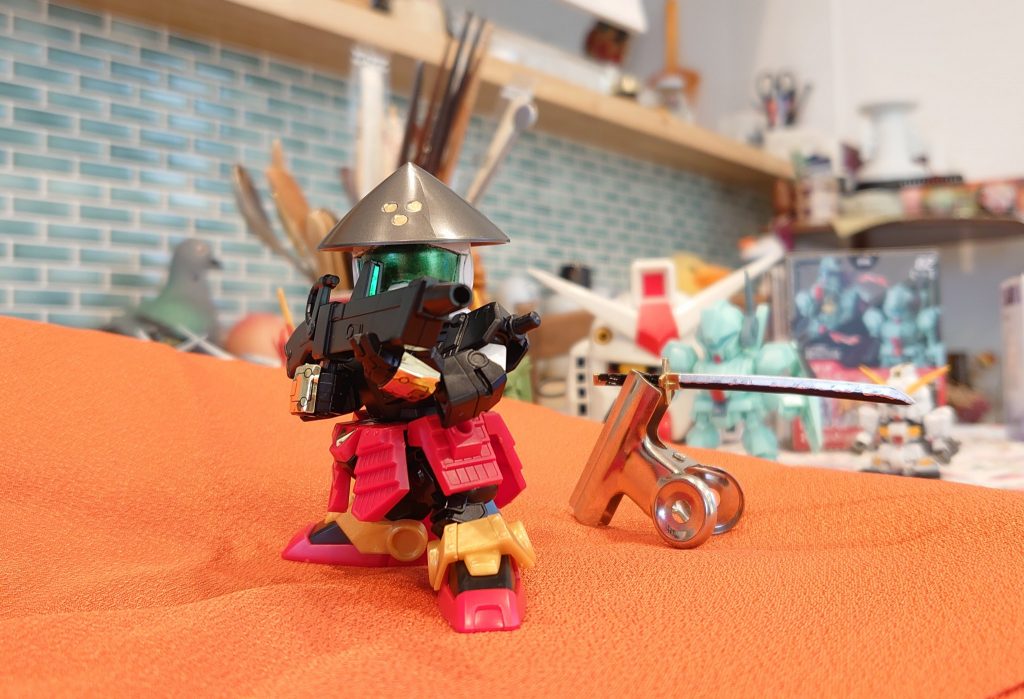 もう一体はおともに。刀はマーカーで塗りました