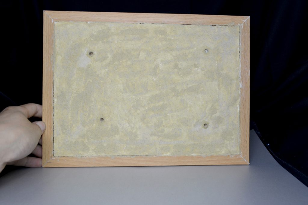 ## ジオラマベース
スタンドが使えるようにプラパイプを埋め込んでいます。
作成経過はTwitterで
https://twitter.com/tromgun/status/1249310138759933952?s=19