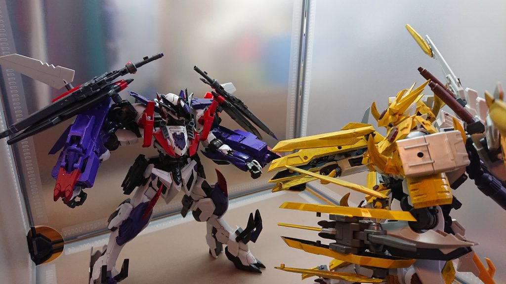 近接戦闘でレグルと勝負するエデンの力はワイルドモードを圧倒するほどにまで強くなっていた