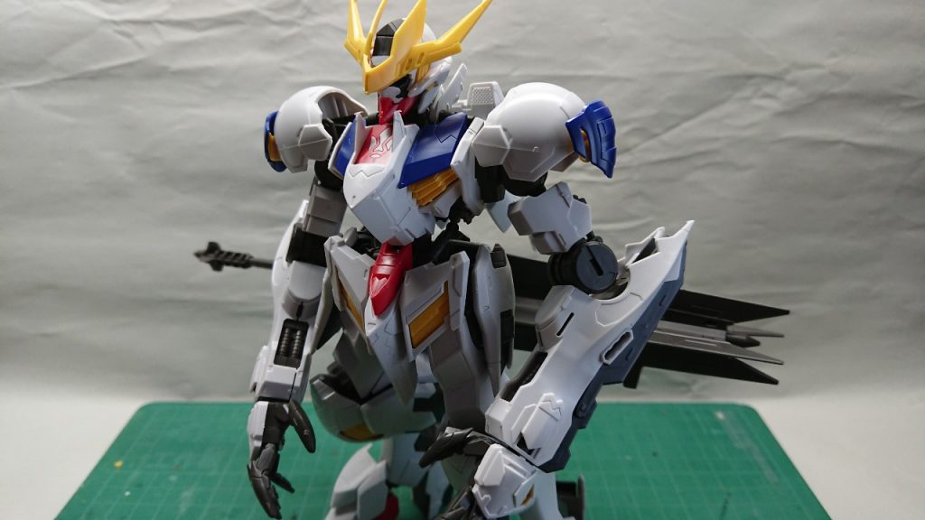 仮組時のバルバトスルプスレクス。