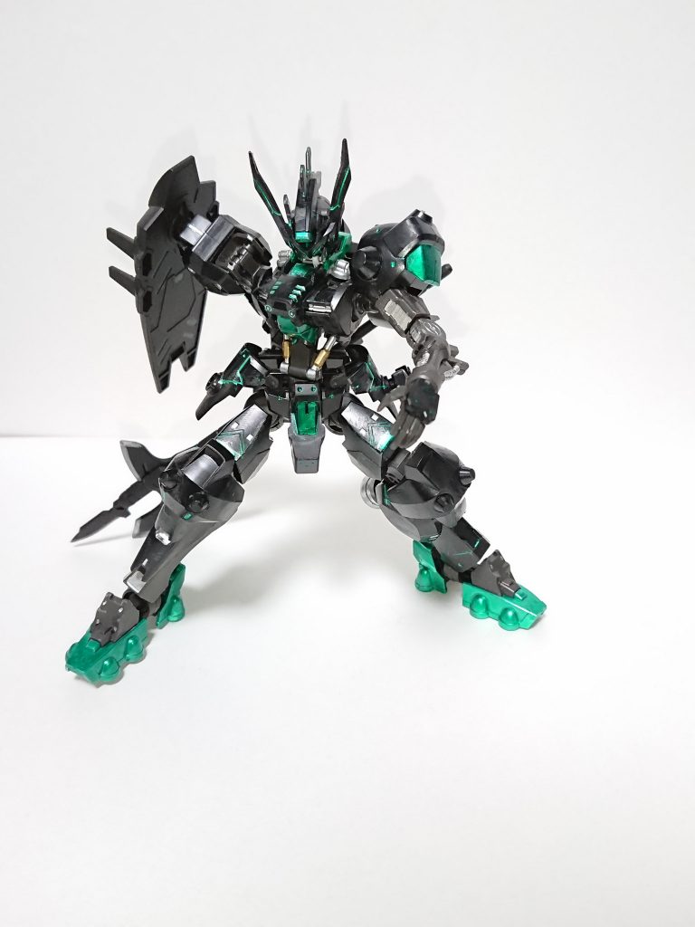 正面から！ウヴァルのフォルムとても好きなのです。