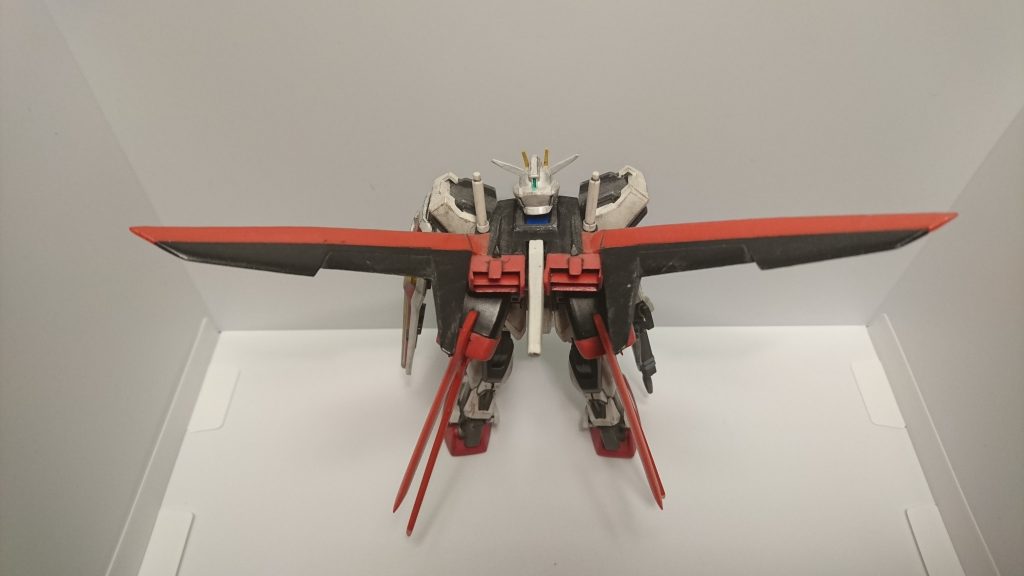 エールストライクガンダム–3枚目/制作者：Mark-3