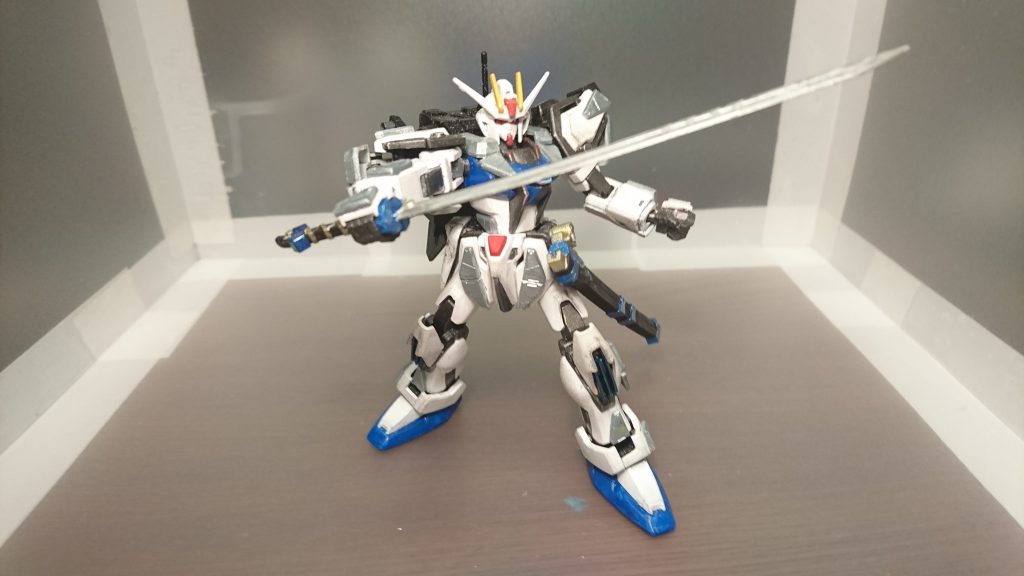 最後に刀(命名:烏枢沙摩明刀)を装備。