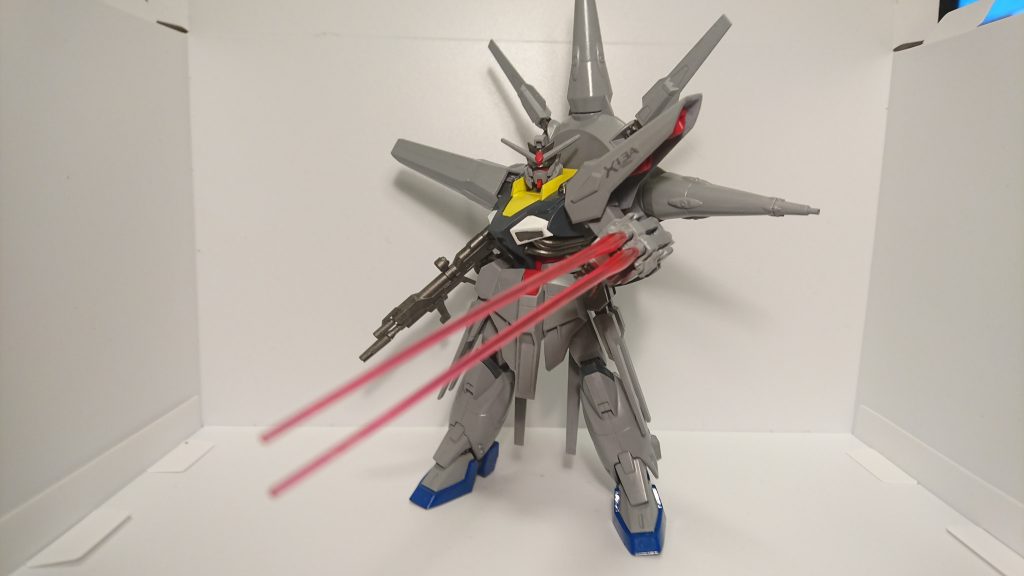 ツインビームサーベルにしてます。