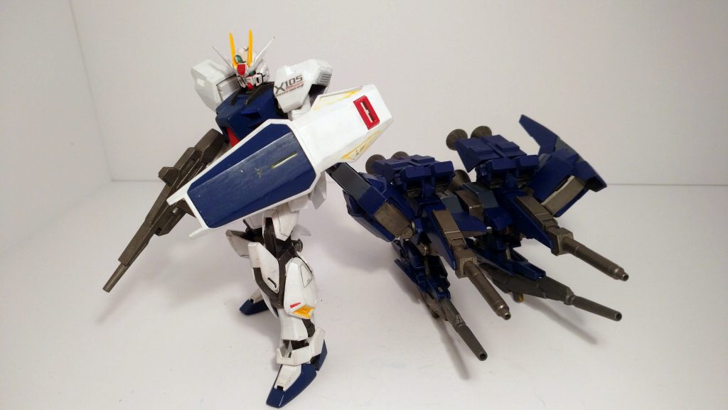 ビームライフルとシールドは、まんまMark-Ⅱです。