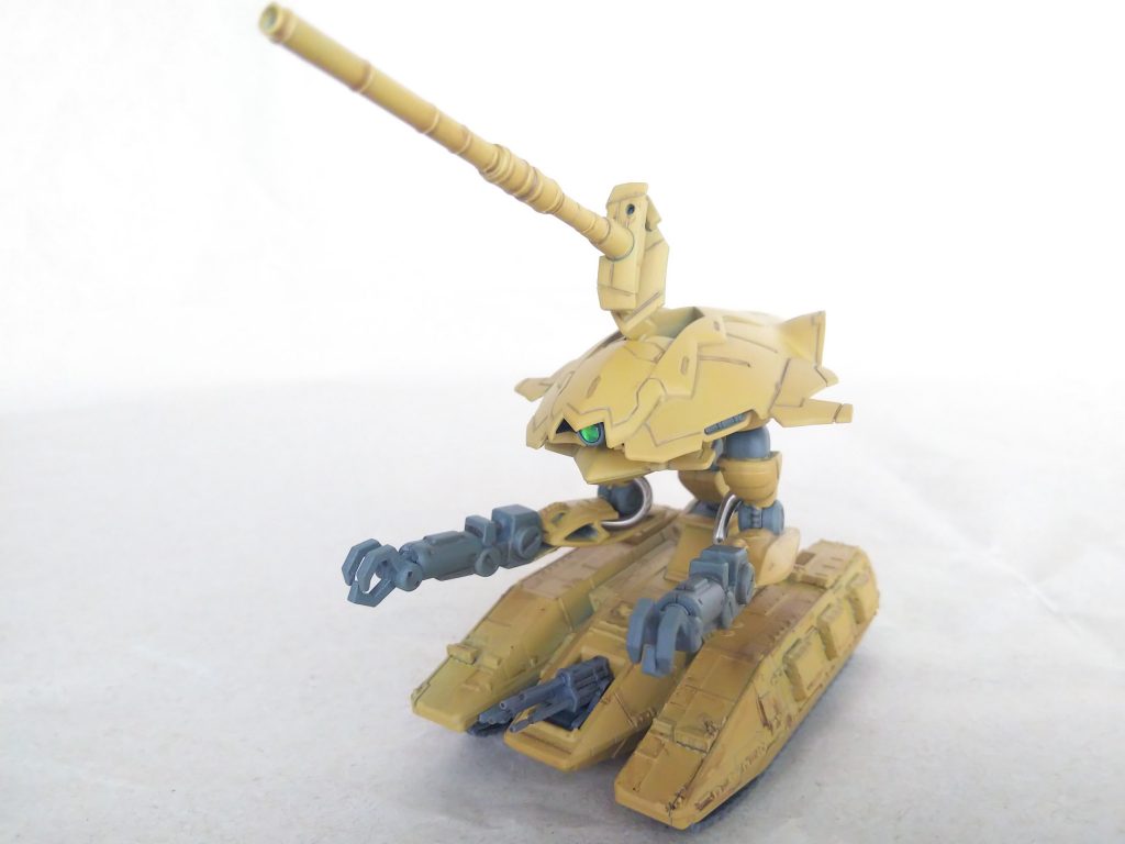 プルーマ・ゲルプ(黄の部隊所属)
コンセプト:重量級をコンセプトにした部隊のため、重装甲のタンク型となっている。