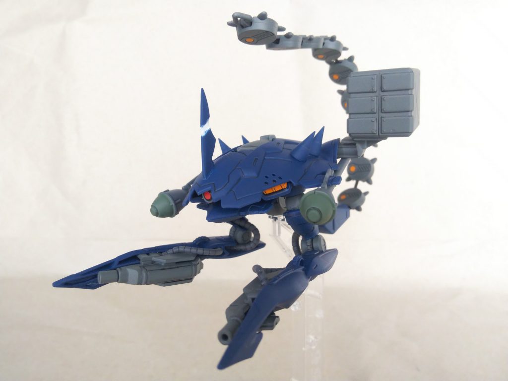 プルーマ・ブラウ(青の部隊所属)
コンセプト:強襲型をコンセプトにした部隊のため、近接戦に特化した豊富な武装を装備。