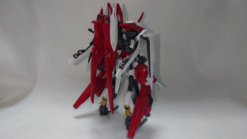 某ロボット大戦に出てくる機体を参考に作成しました


なので武装や機体コンセプトはまるっきり同じです😅