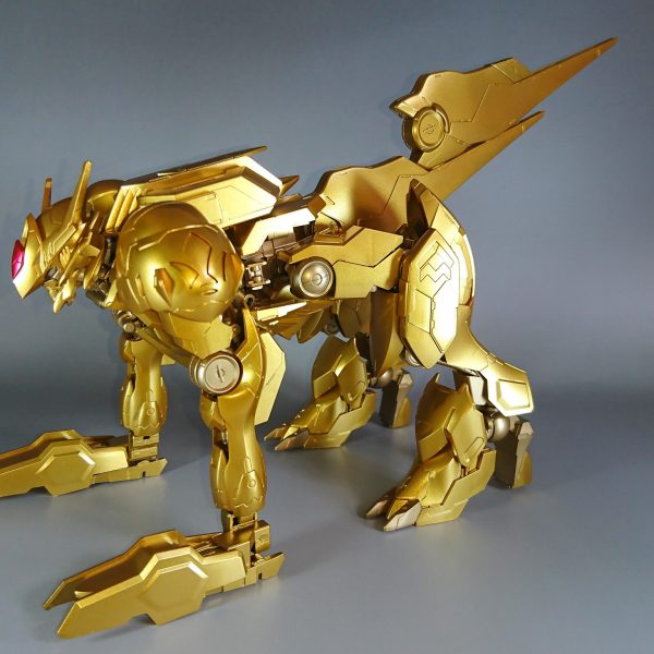 狼座の黄金聖衣