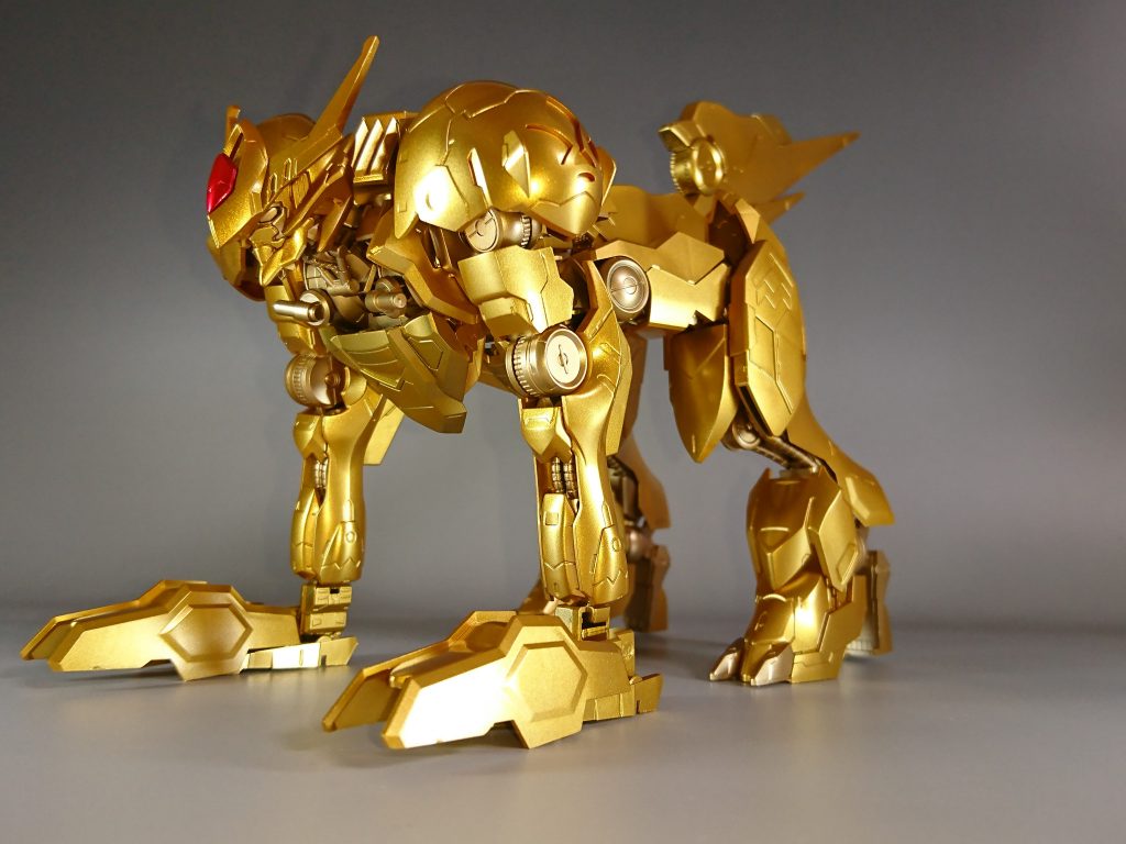 狼座の黄金聖衣–5枚目/制作者：滝 由佳理