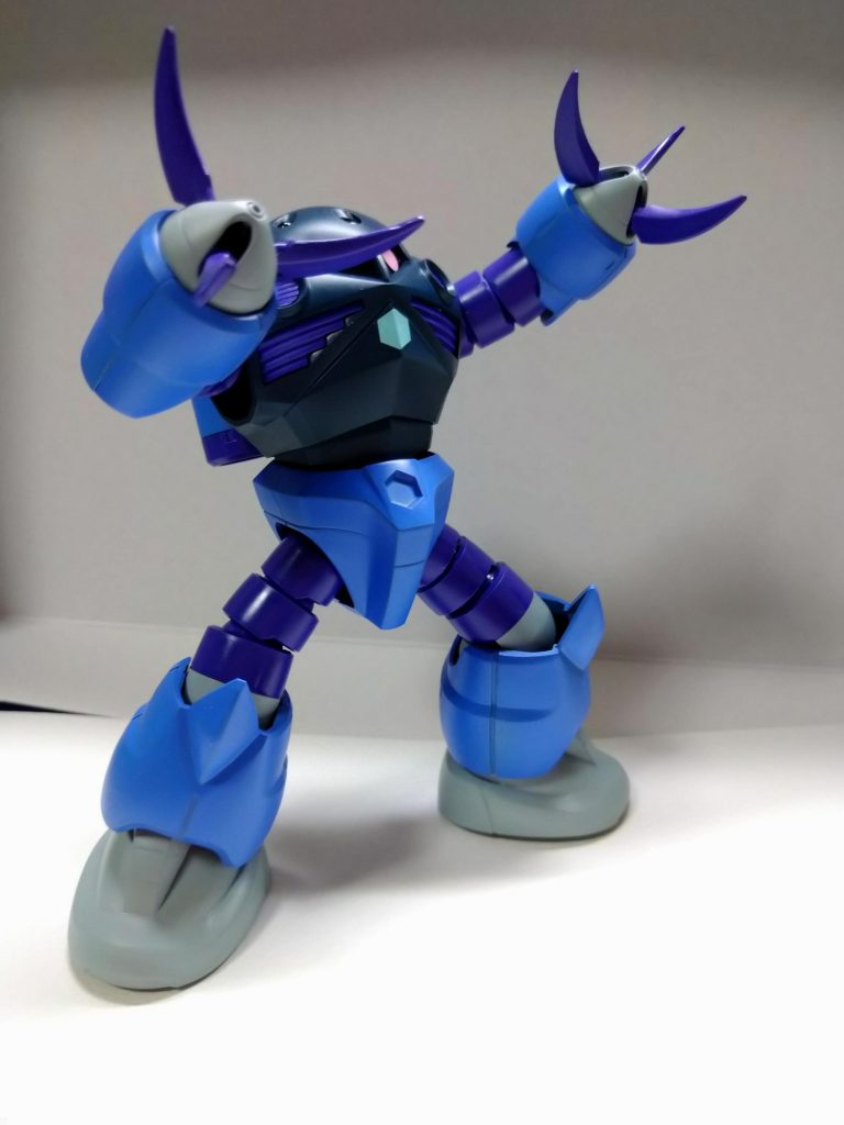 射撃戦をメインにしたタイプ！
気付かず泳いでるヤツを蜂の巣だ！！