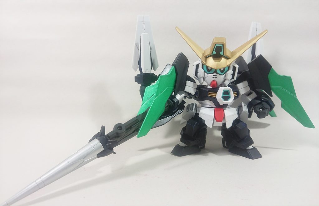 本当にほとんど混ぜただけですので、BB戦士AGE系キットの出来の良さを改めて実感できる作業になりました。
みんなも作ろう、自分だけのトライエイジガンダム!