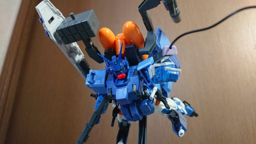 一応水中用装備のつもりです
アイデアソースはレッドフレームサルベージタイプでアストレイにブルデスのガワ着せたイメージ