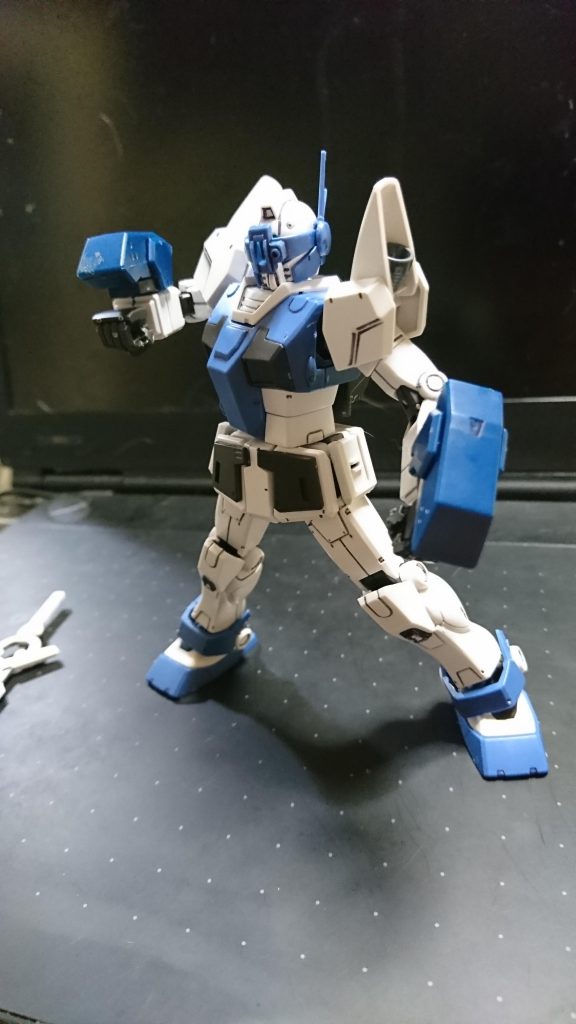 最終的には相手を殴り倒すスタイルやななる。
その際肩のバーニアが稼働しパンチ力を高める事が可能。(泣くまで殴るのをやめないであります!)