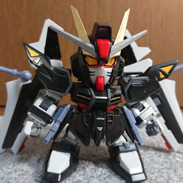 BB戦士ストライクノワールガンダム