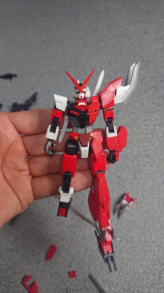 思いの外合体が大変でした
こりゃ多分他のアーマーは買わないだろうな…