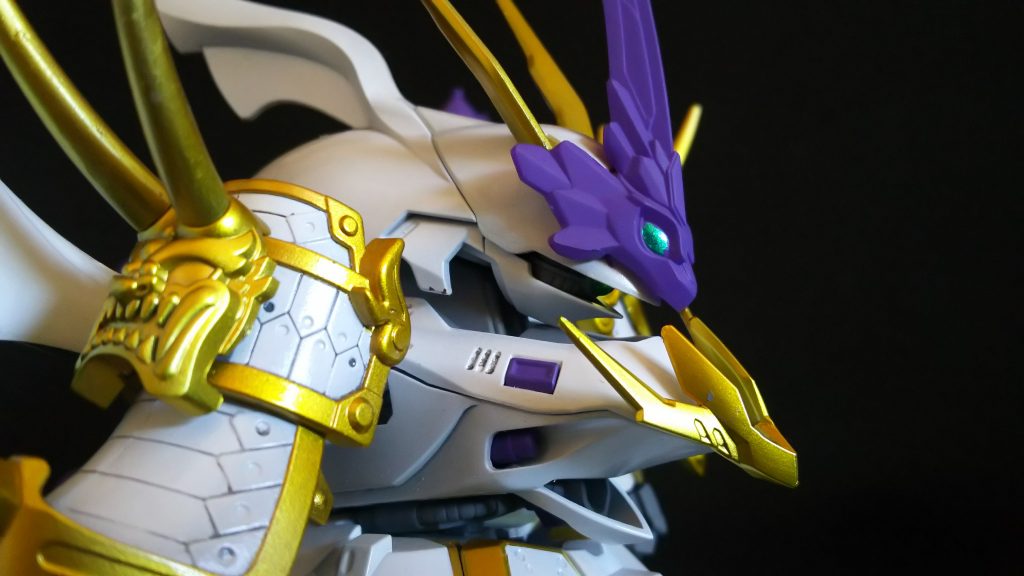 頭部のアップで。